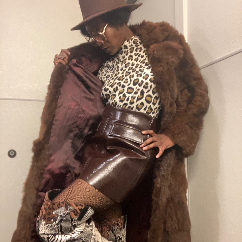 Fashionable Fly 44th birthday fit